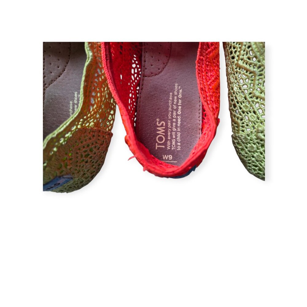 ​☀️ Summer-Ready TOMS Bundle - Picture 5 of 6